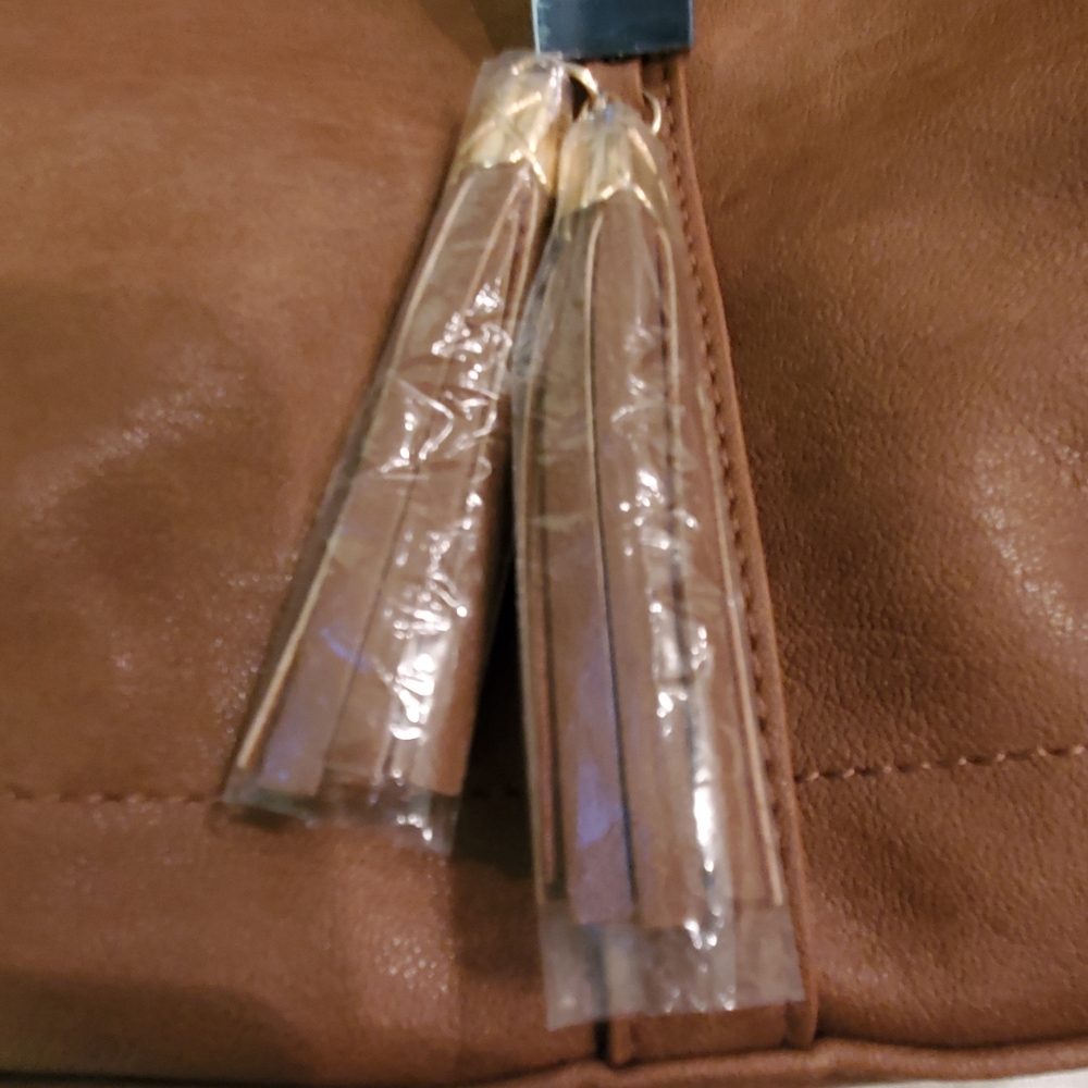 Miztique Vegan Leather Women's Bsckpack Purse New With Tags - Picture 3 of 11